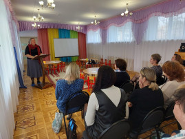 Семинар-практикум "Предметно-развивающая среда сенсорной комнаты в работе с детьми с особыми образовательными потребностями" Семинар-практикум "Предметно-развивающая среда сенсорной комнаты в работе с детьми с особыми образовательными потребностями".